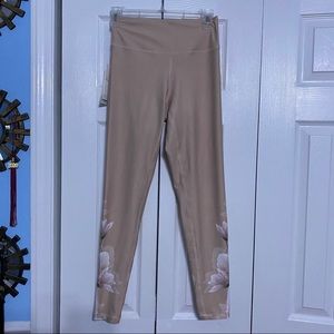 NWT Peloton Flower Leggings